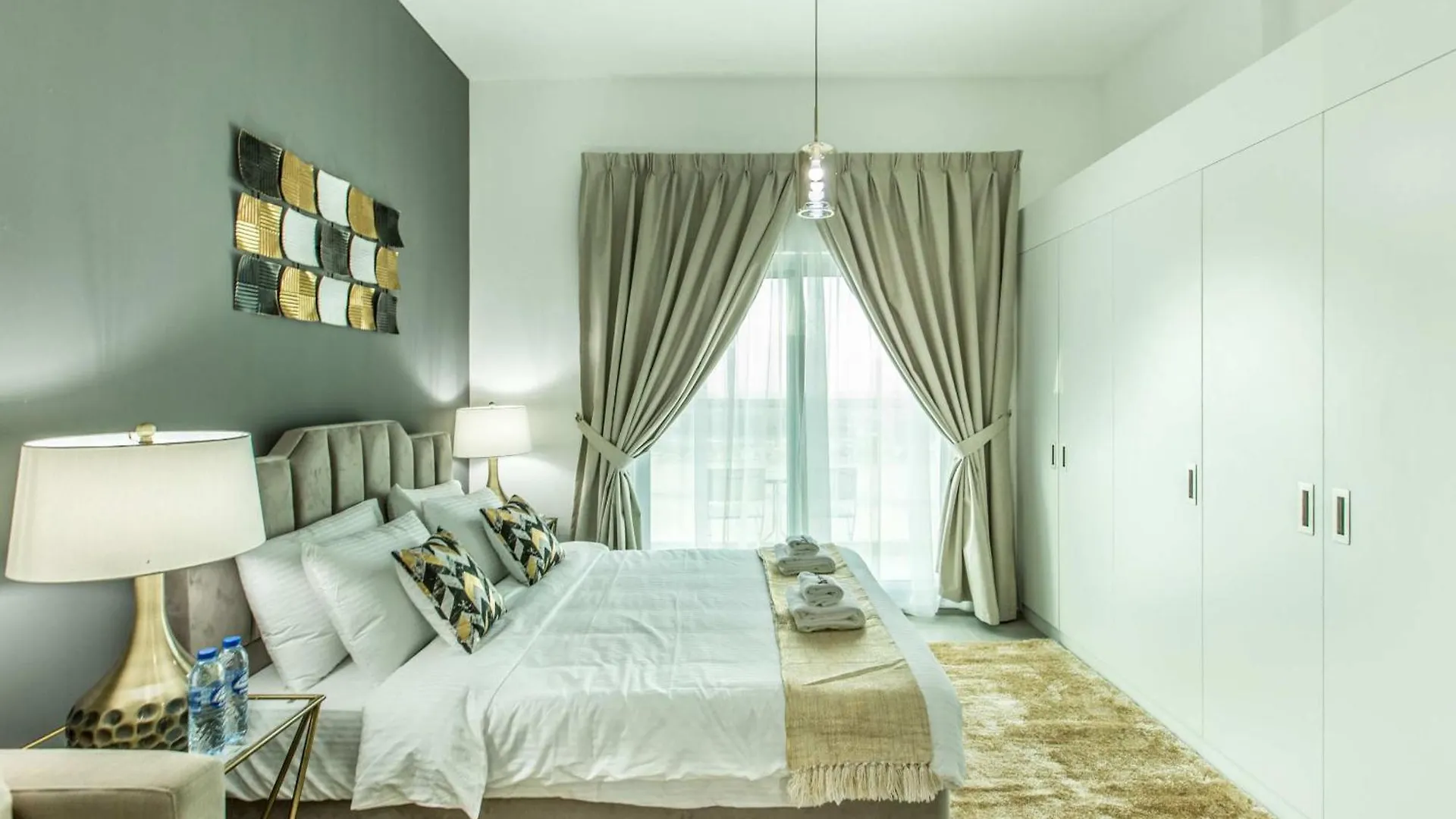 Pvh - Homely Studio Near Miracle Garden Dubai United Arab Emirates