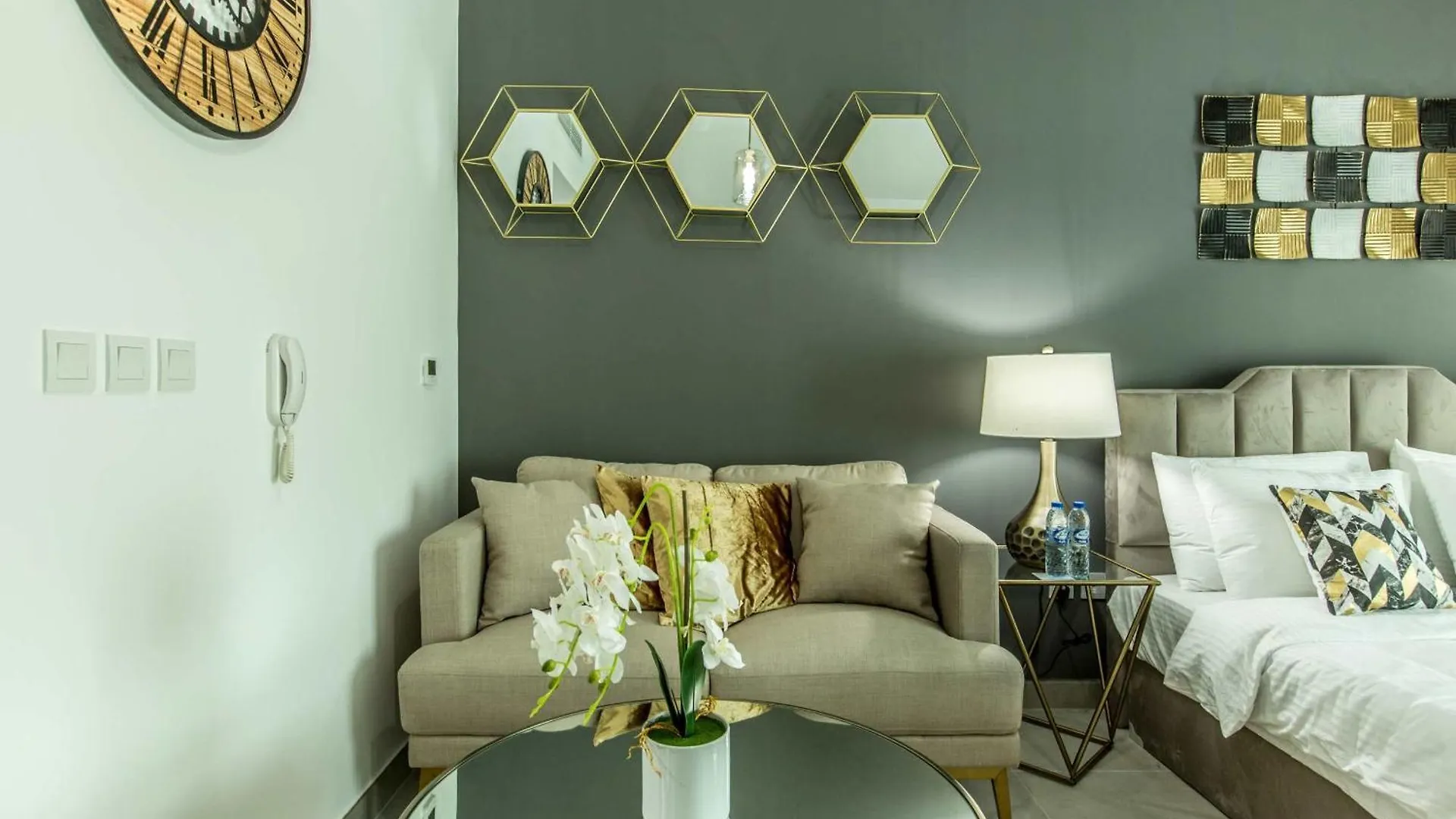 Pvh - Homely Studio Near Miracle Garden Dubai Apartment